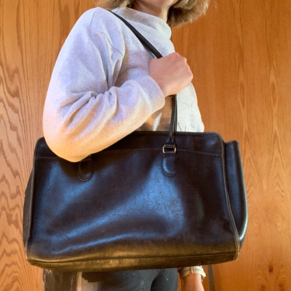 VTG Coach Big Black Bag- vintage